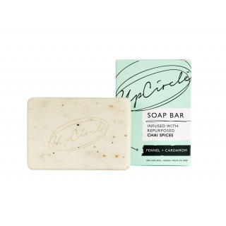 UpCircle Fennel & Cardamom Chai Soap Bar – čisticí mýdlo s fenyklem, kardamomem a zeleným jílem 100 g
